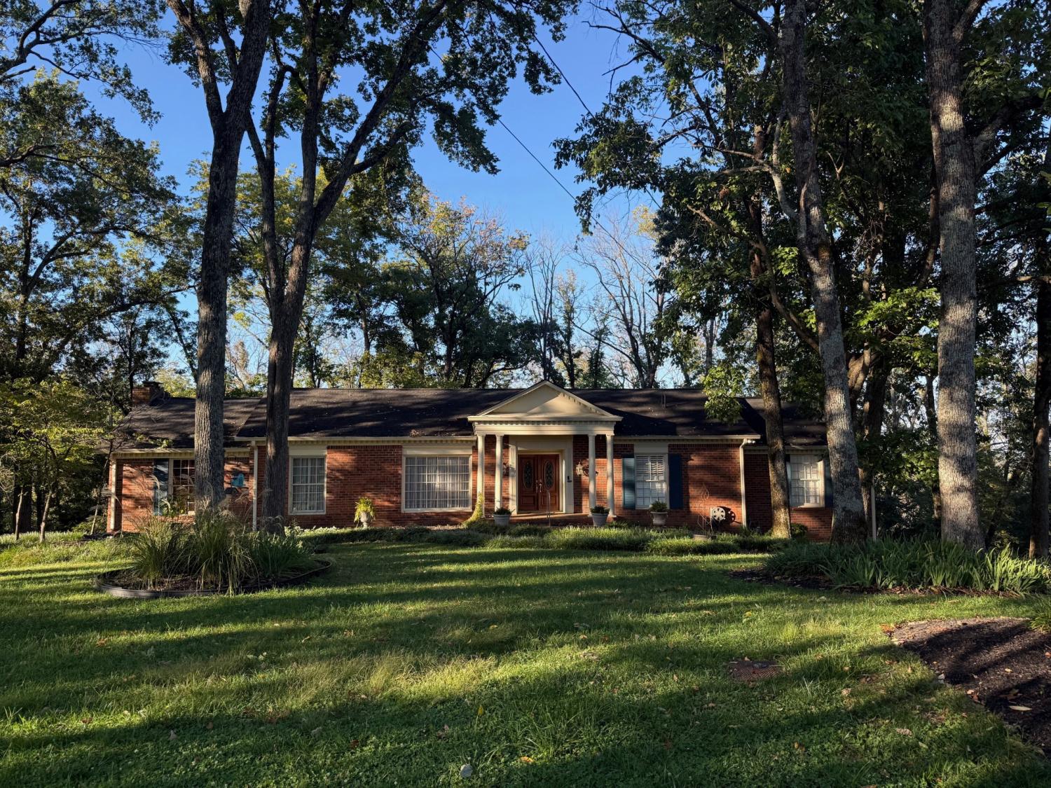 877-Hillhaven-Ct For Sale