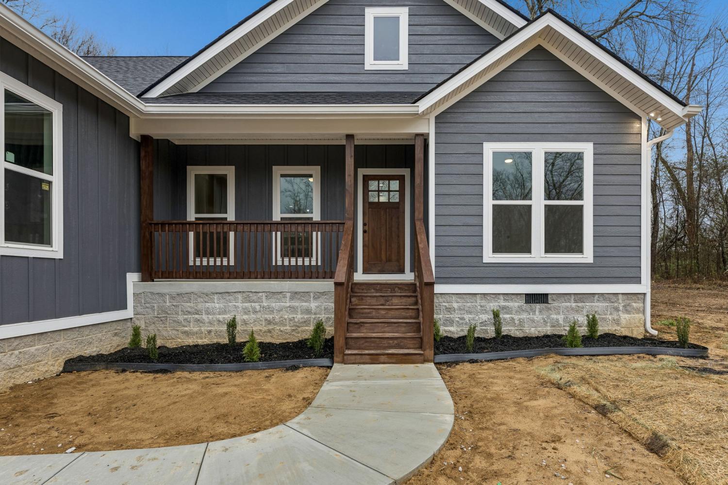 105-18th-Avenue For Sale