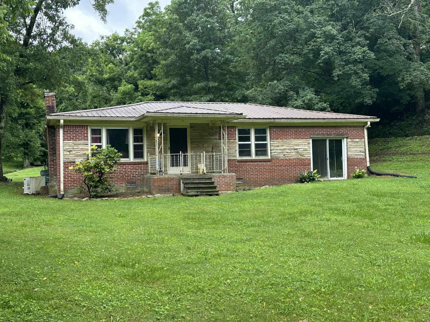9-Johnnie-Woods-Ln For Sale