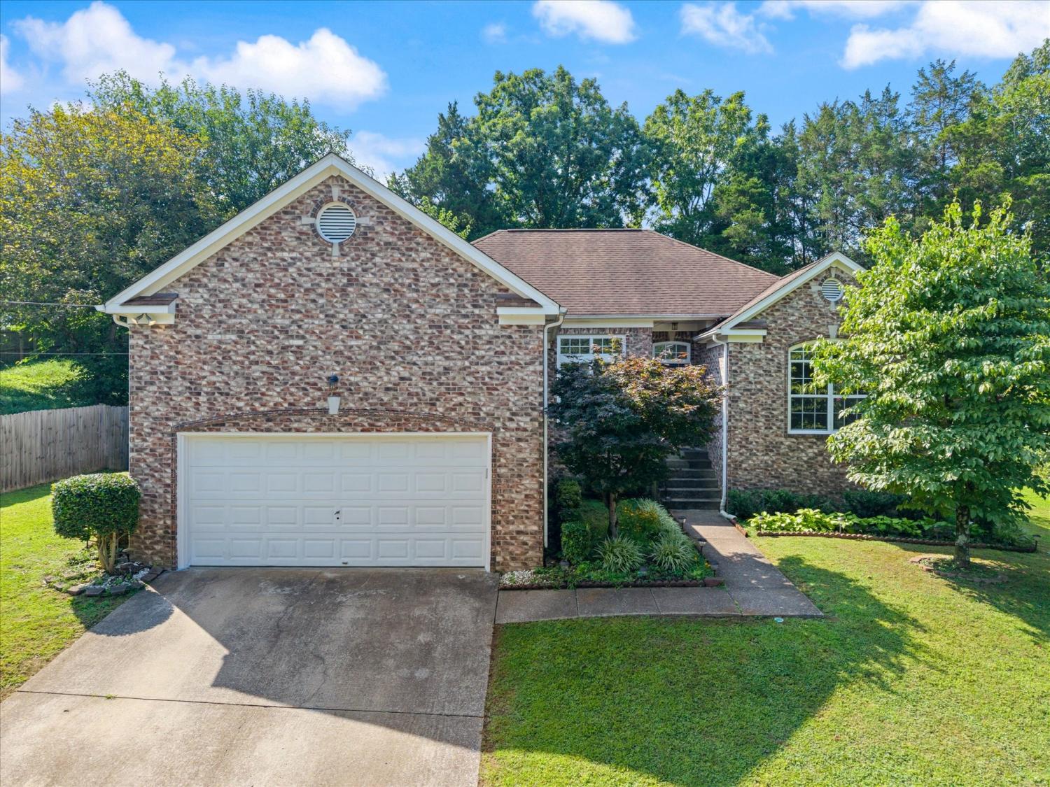 2528-Oak-Forest-Dr For Sale