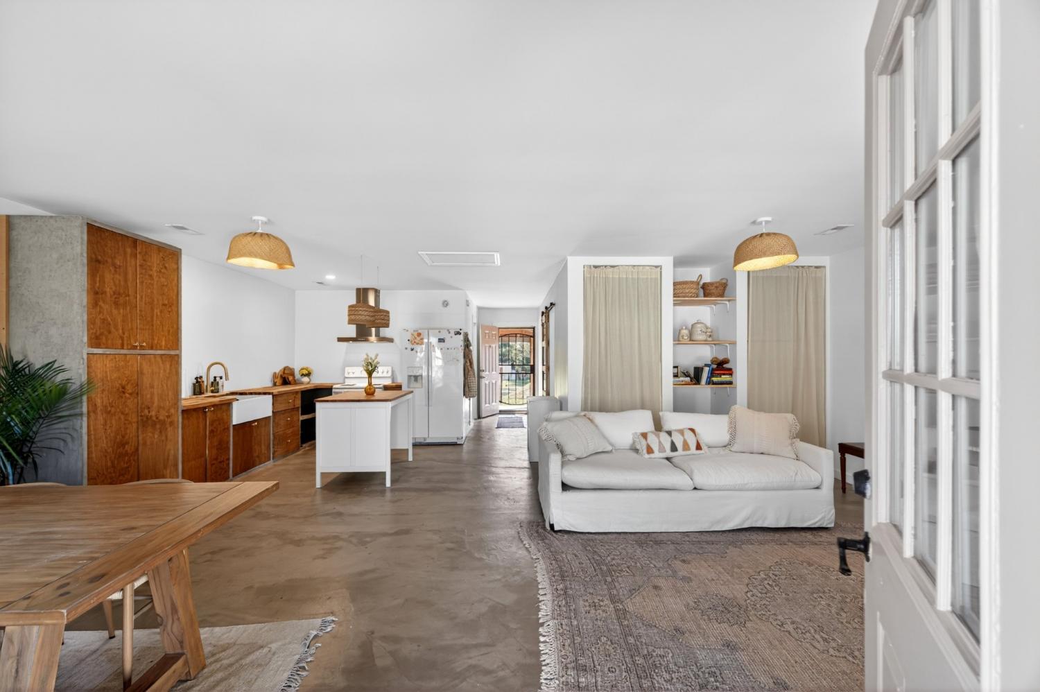 186-Baxter-Rd For Sale