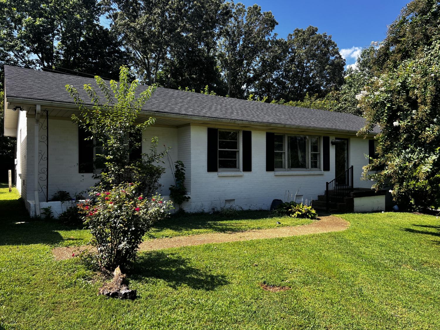 401-S-Pawnee-Dr For Sale