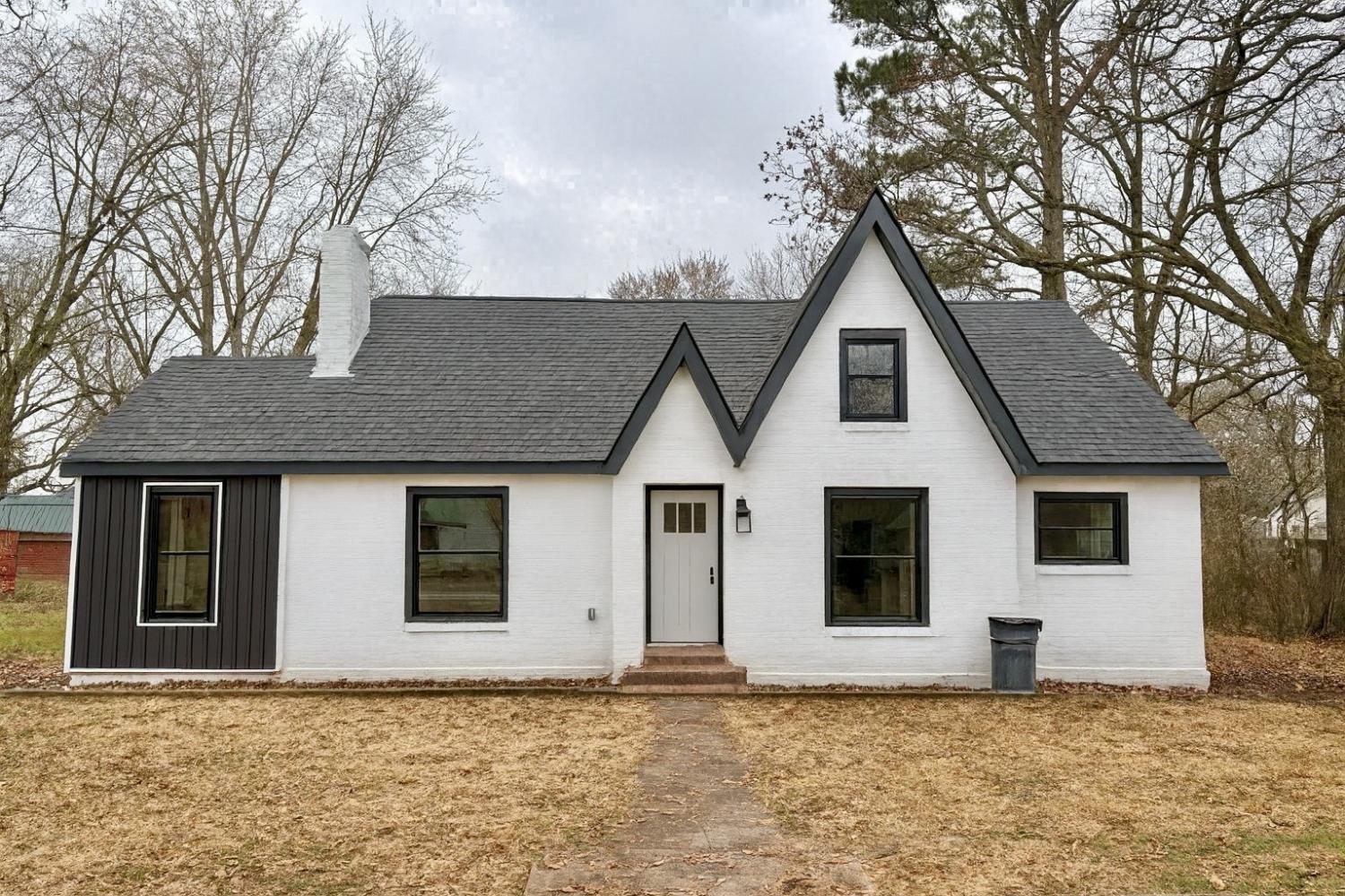 206-W-Main-St For Sale