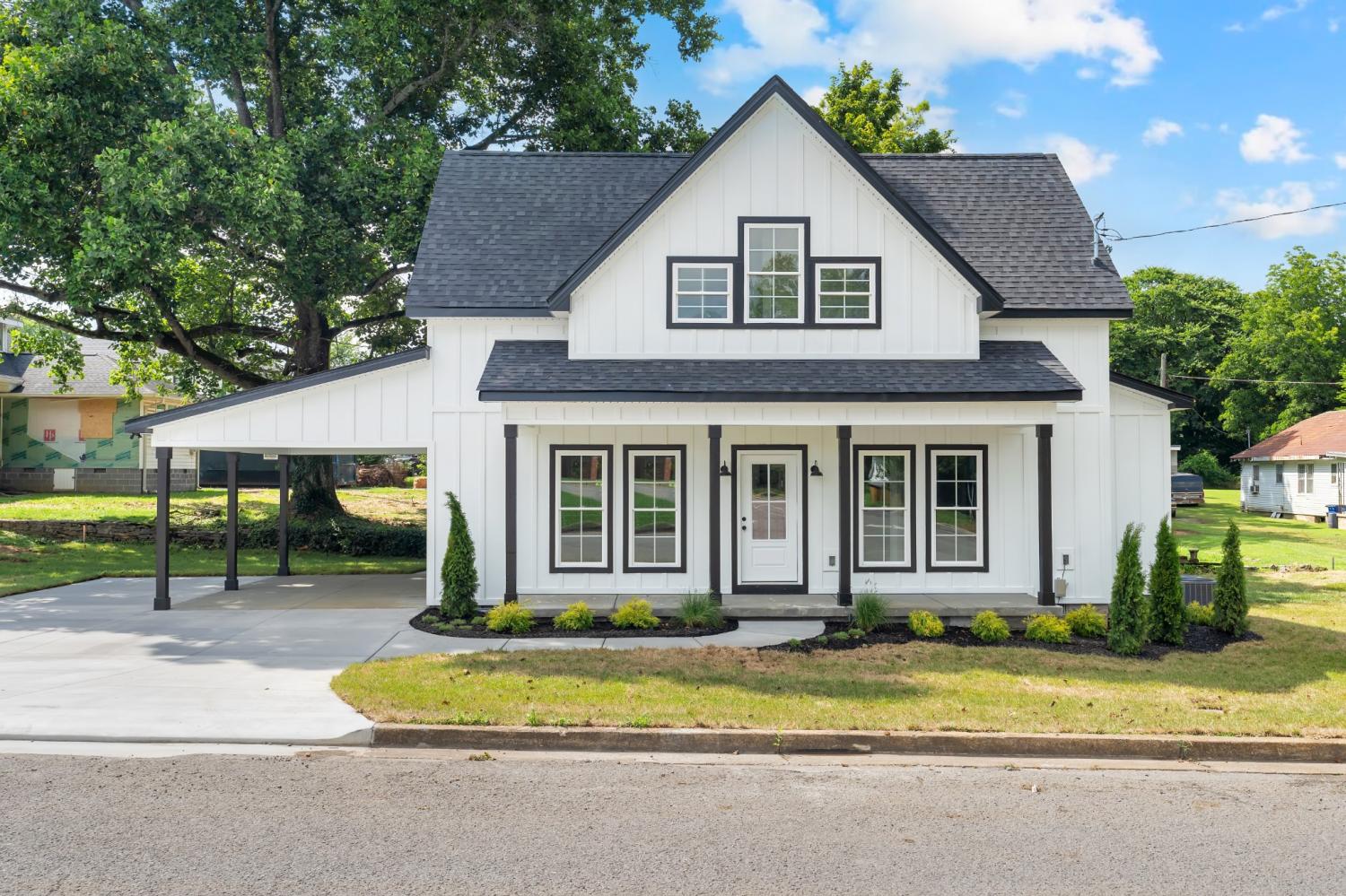220-Walnut-St For Sale