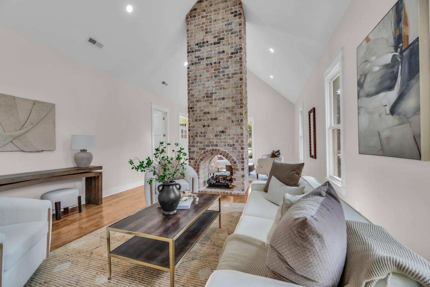 323-50th-Ave--N For Sale