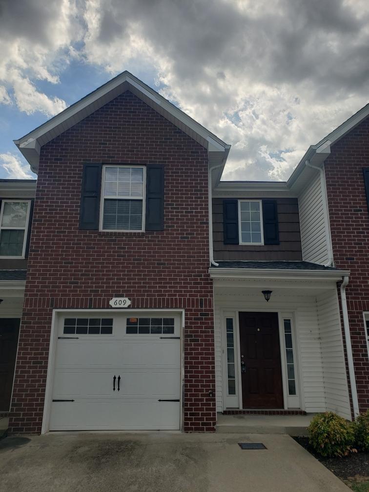 609-Bonneville-Ln For Sale