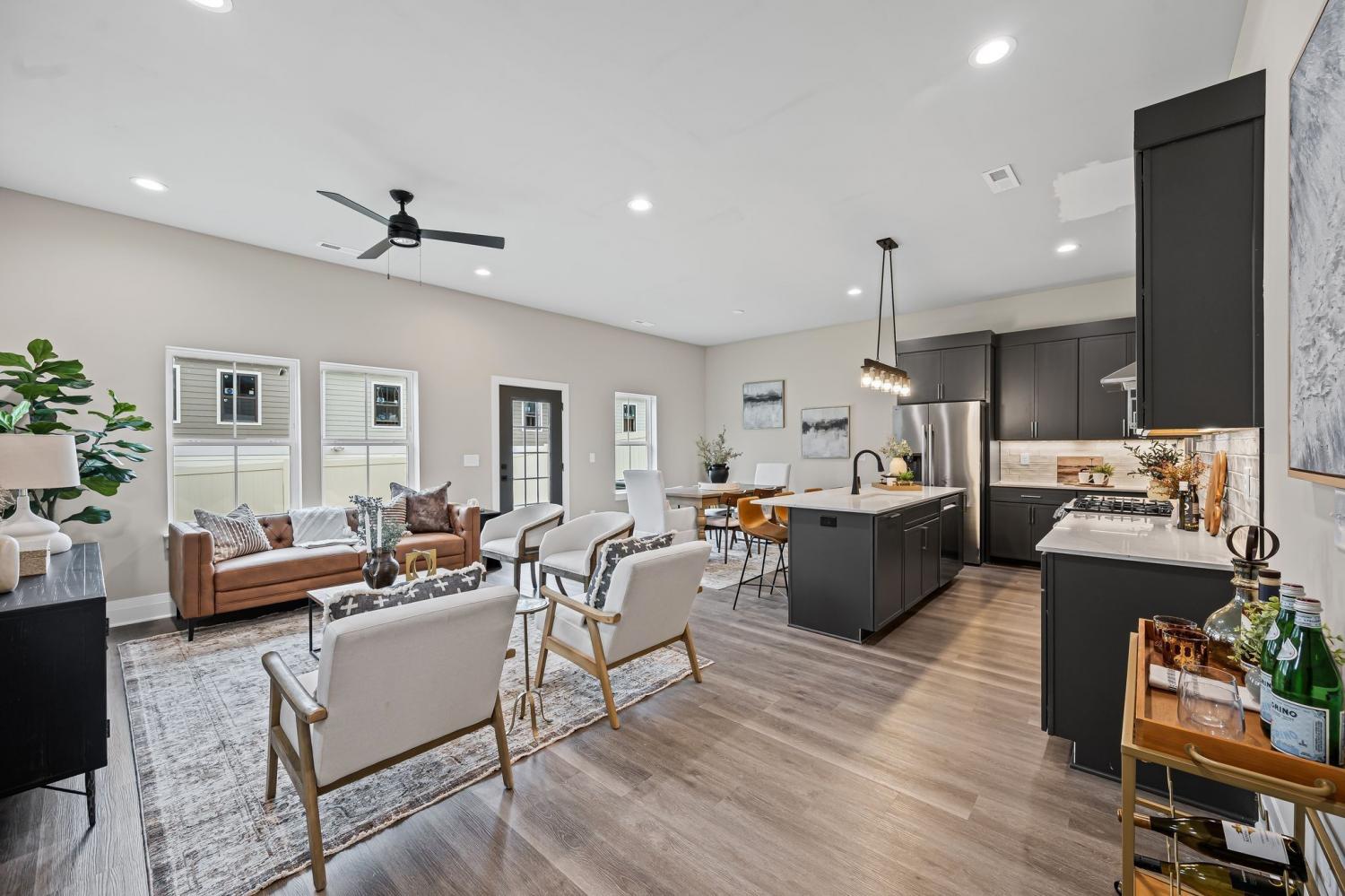 1042-Noble-Loop For Sale