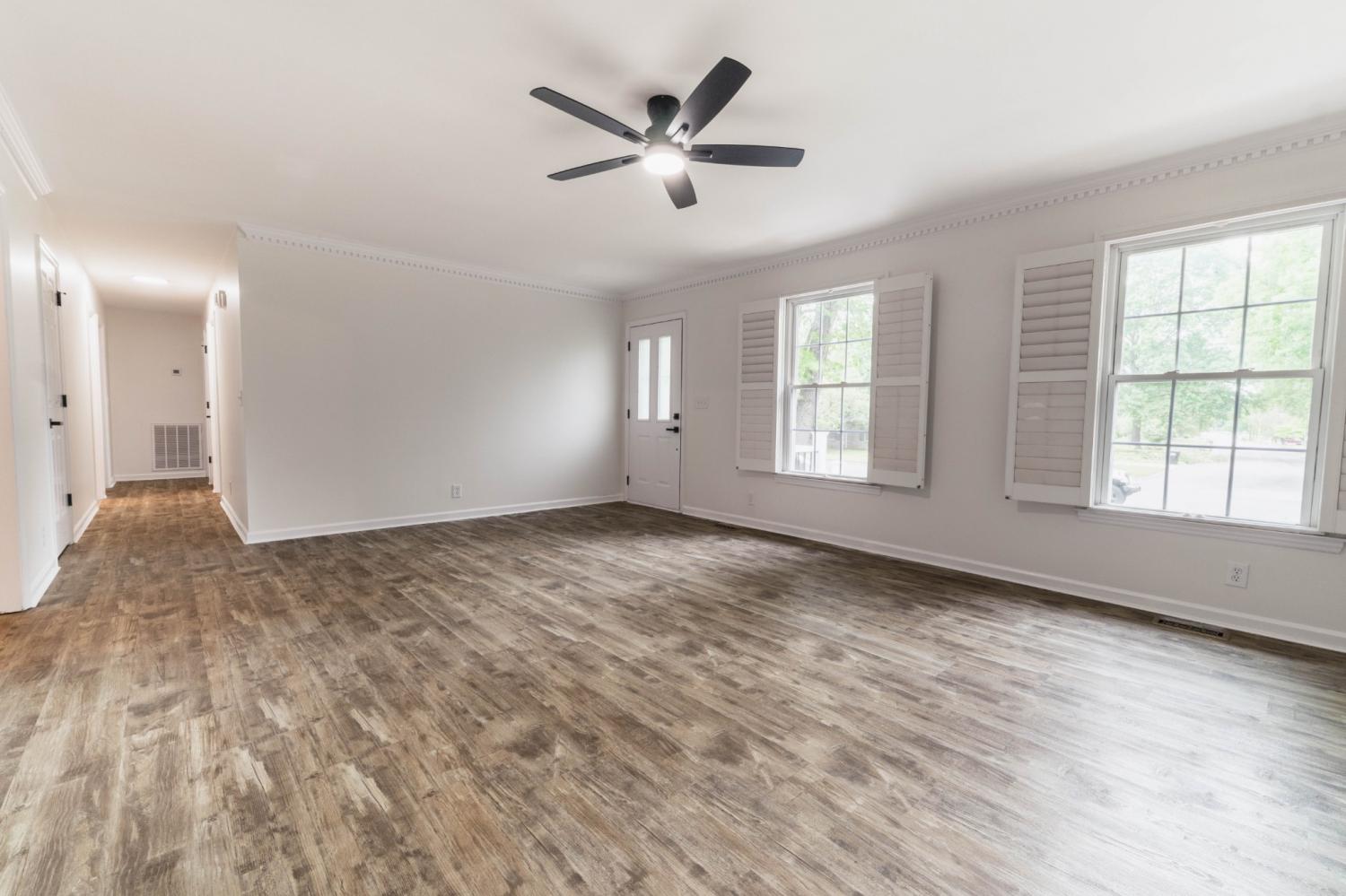 424 Irongate Blvd TN 37129 For Sale - 