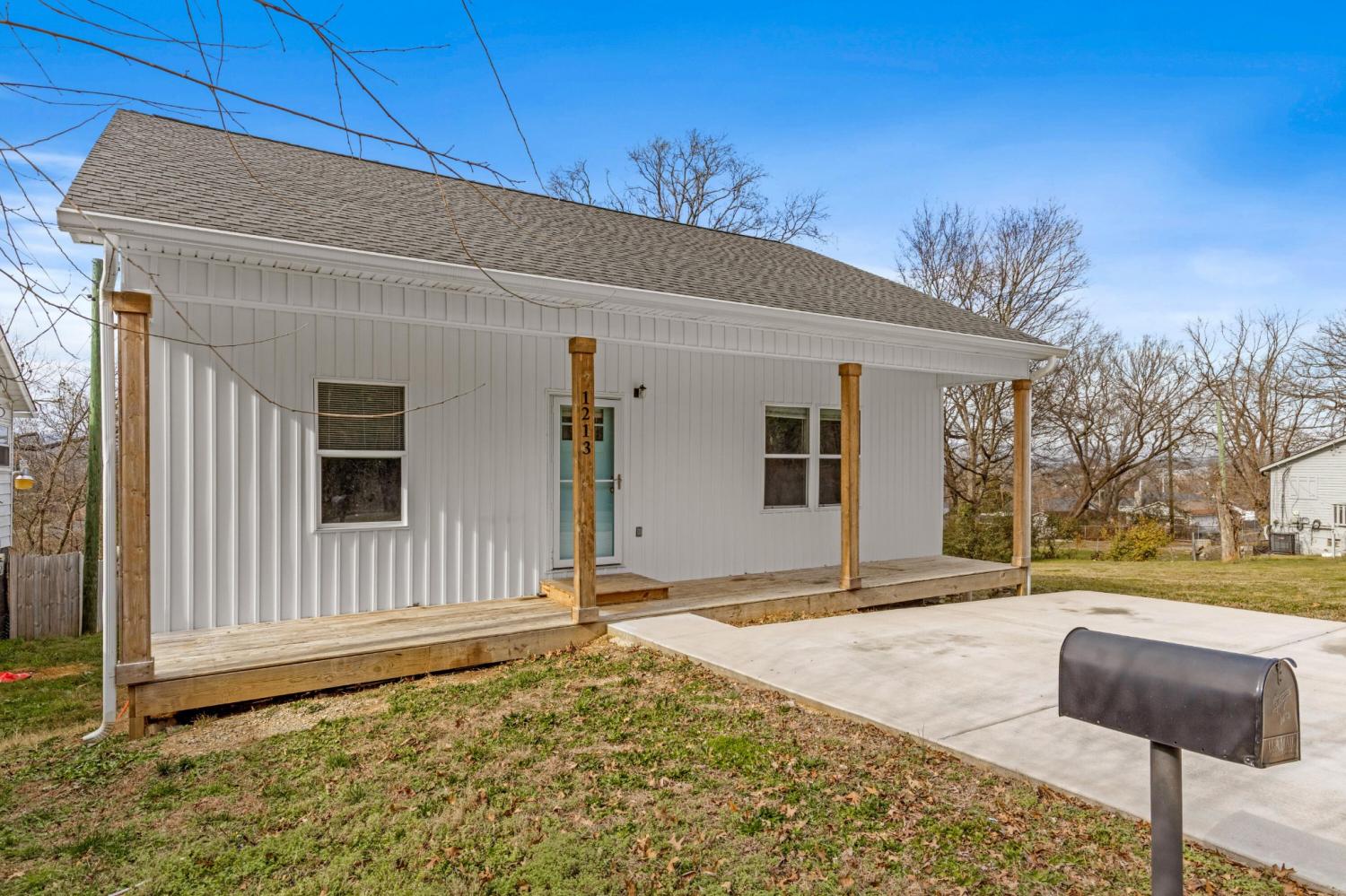 1213-N-Chamberlain-Avenue For Sale