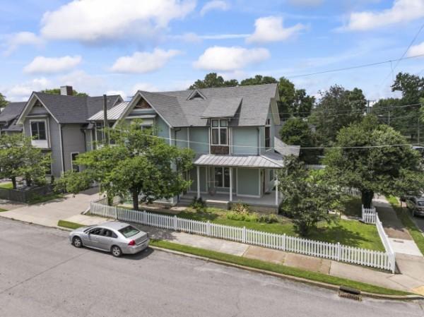 2115-Grantland-Ave For Sale