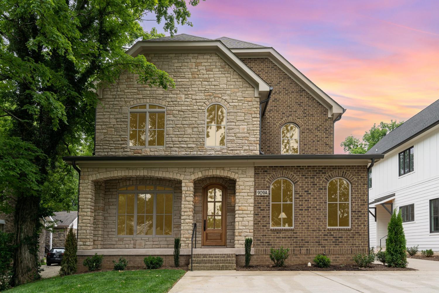 909-Gale-Ln For Sale