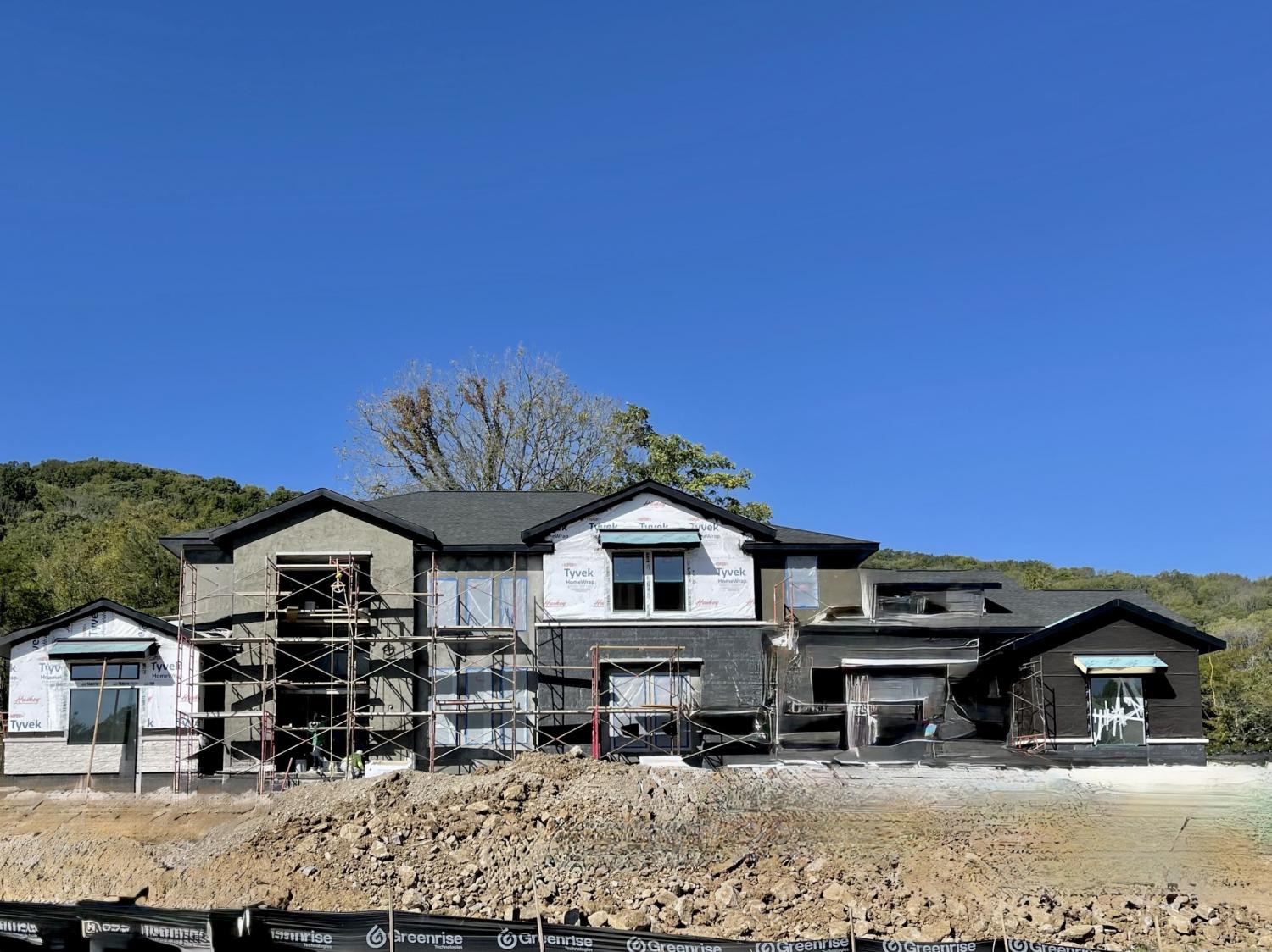 1835-Dartmouth-Drive For Sale