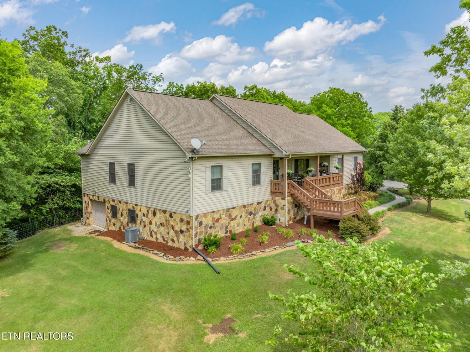 1668-Deerwood-Rd For Sale