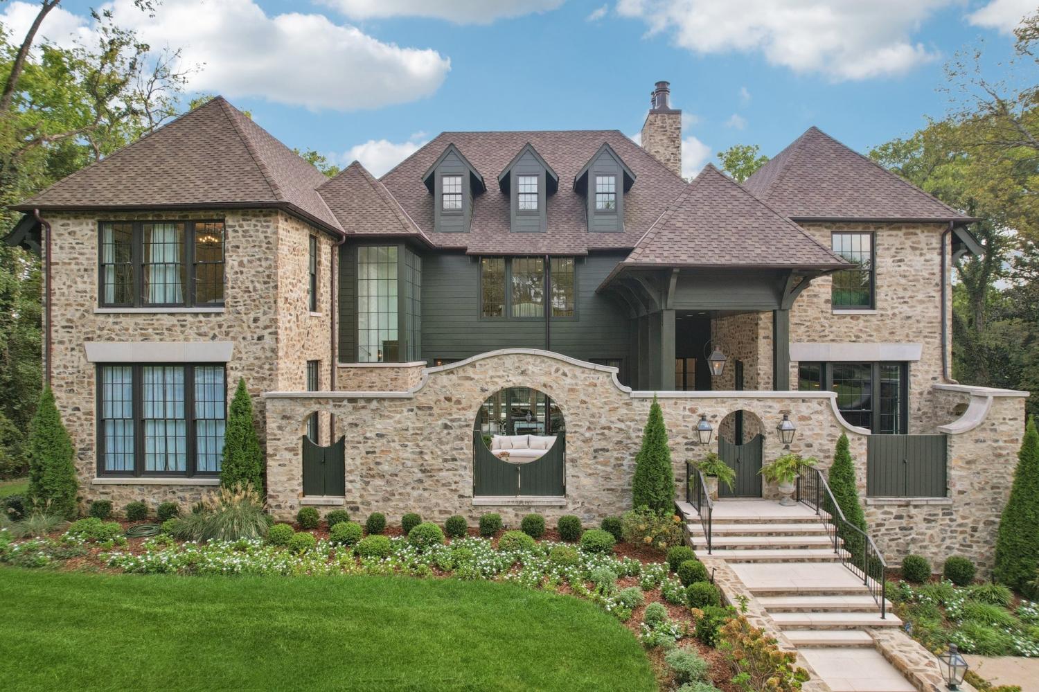 113-Bellevue-Dr--S For Sale