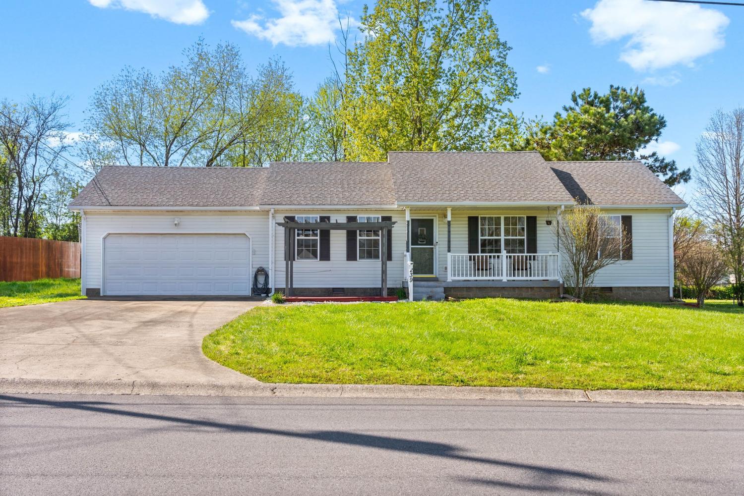 239-Golden-Pond-Ave For Sale