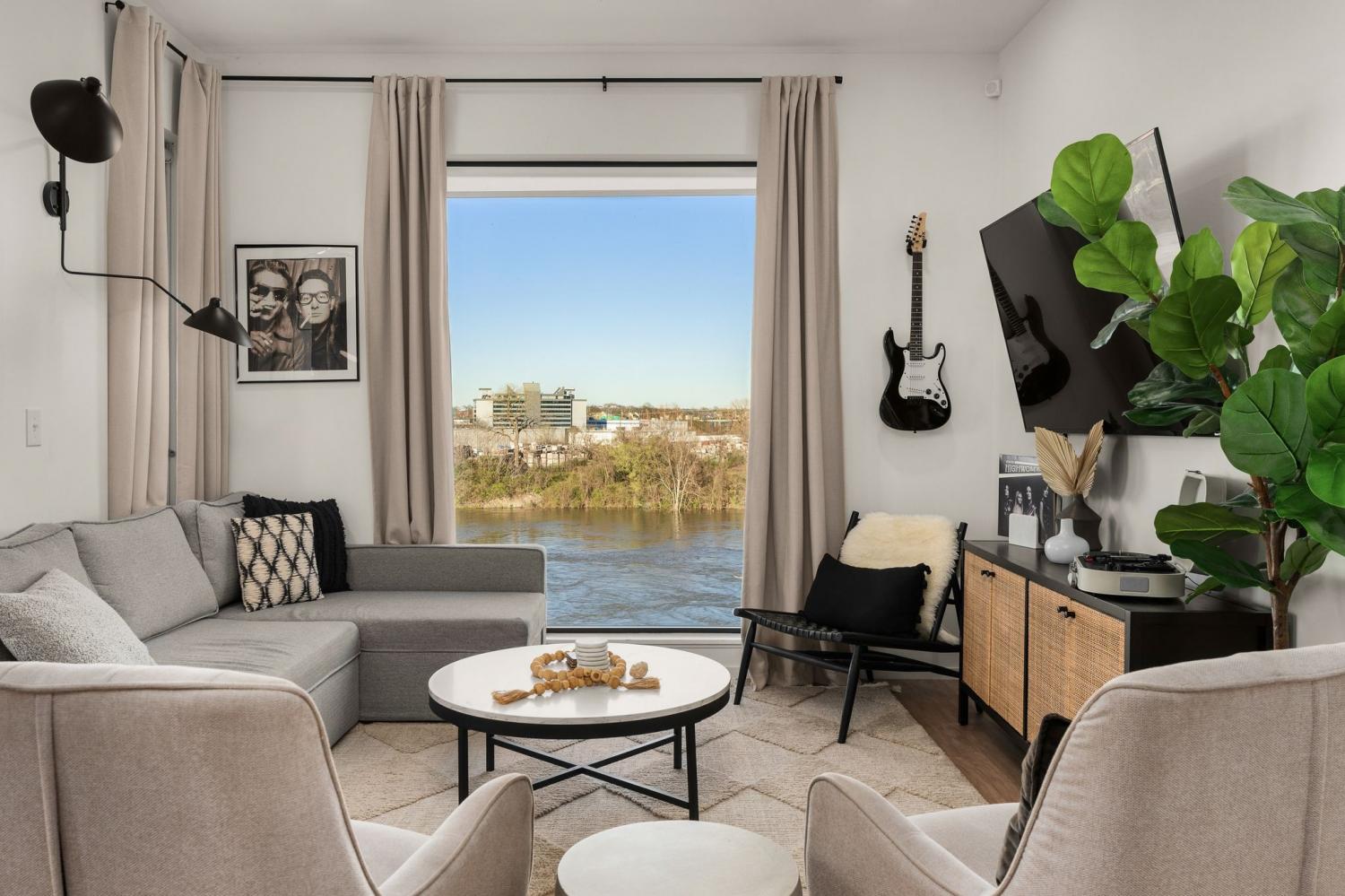 700-1st-Ave--N For Sale