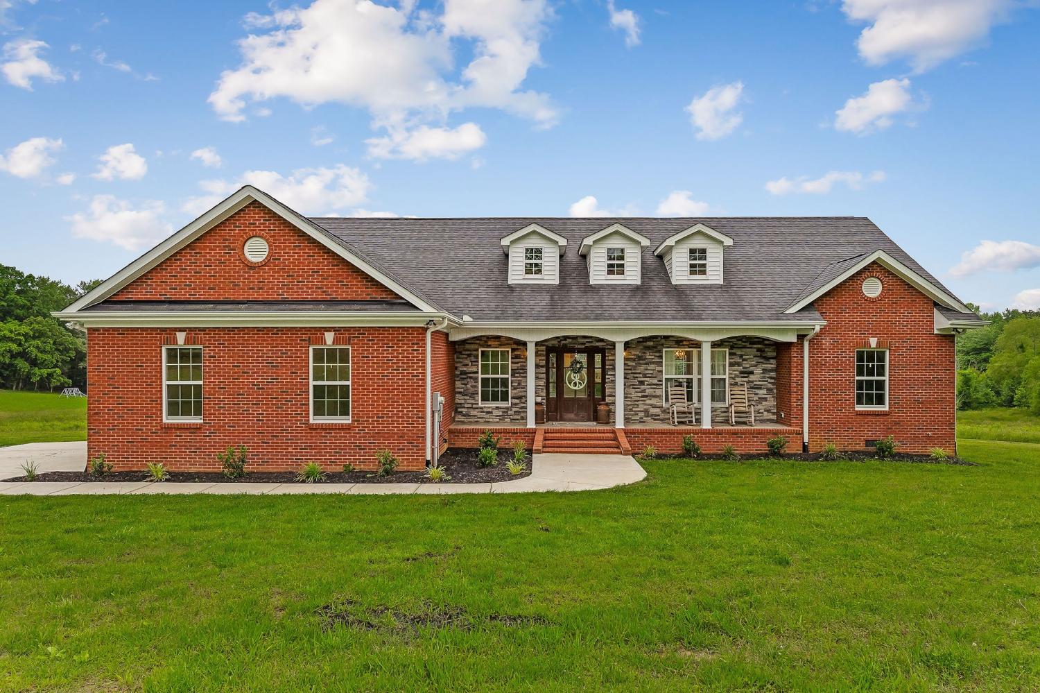 656-Osement-Rd For Sale