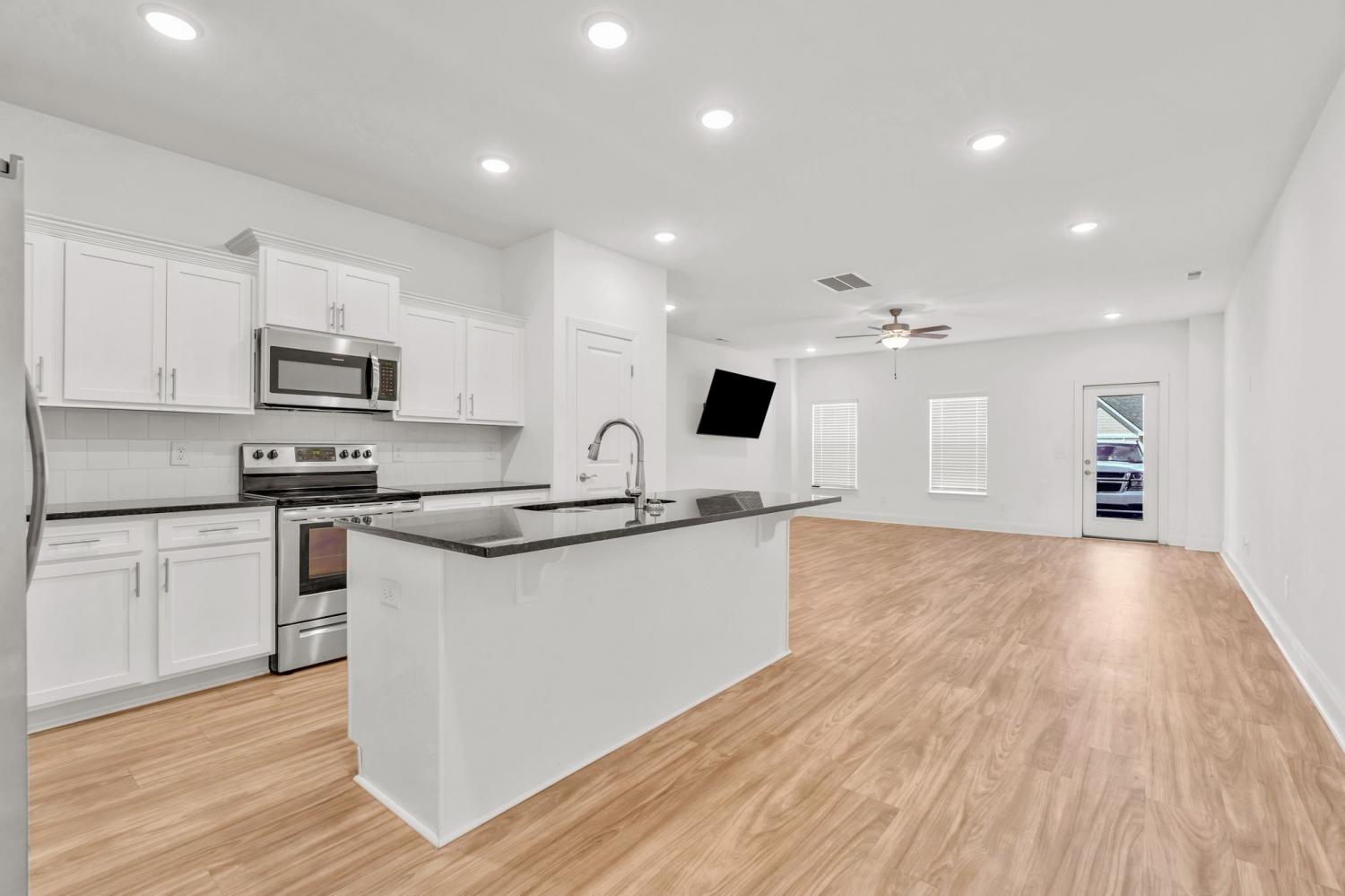 923-SE-Broad-St For Sale