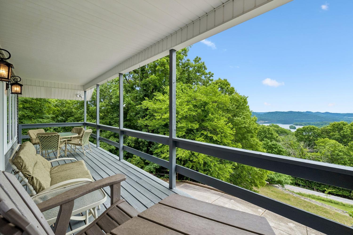 8-Matthews-Mountain-Ln For Sale