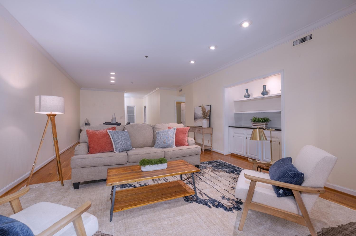 3818-West-End-Ave For Sale