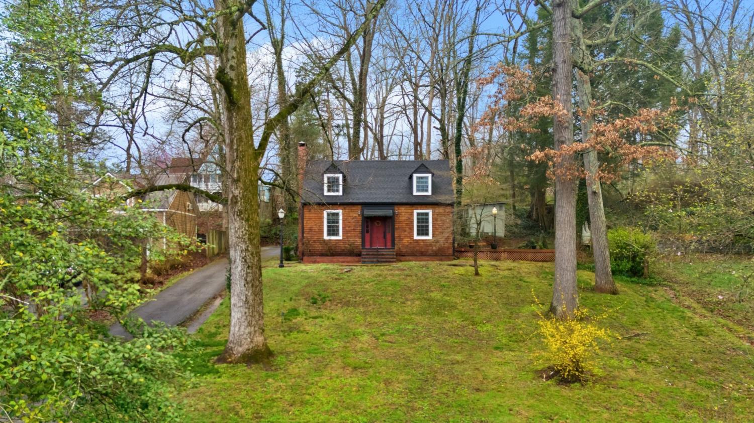 203-Westwood-Dr For Sale