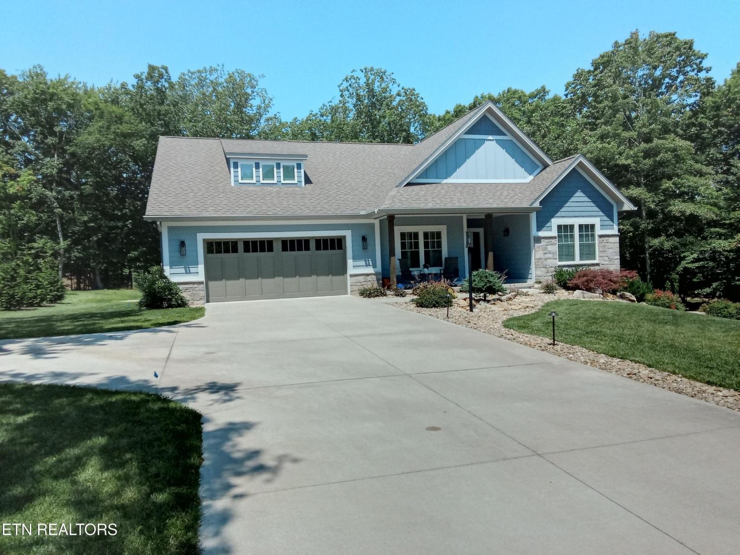 115-Bent-Oak-Terrace For Sale