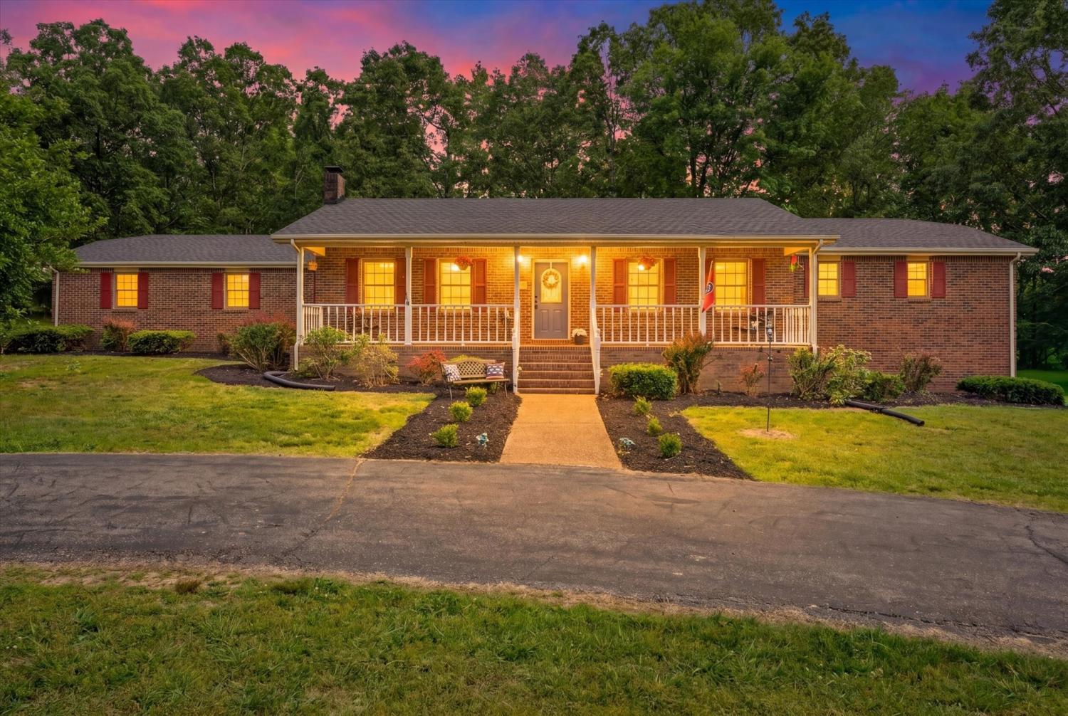 1649-N-Main-St For Sale