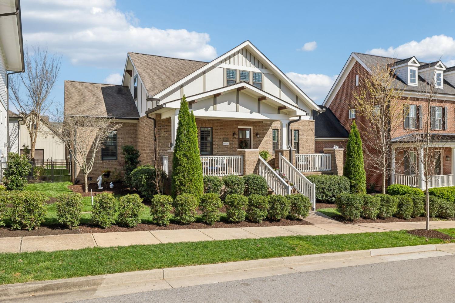 606-Lockwood-Ln For Sale