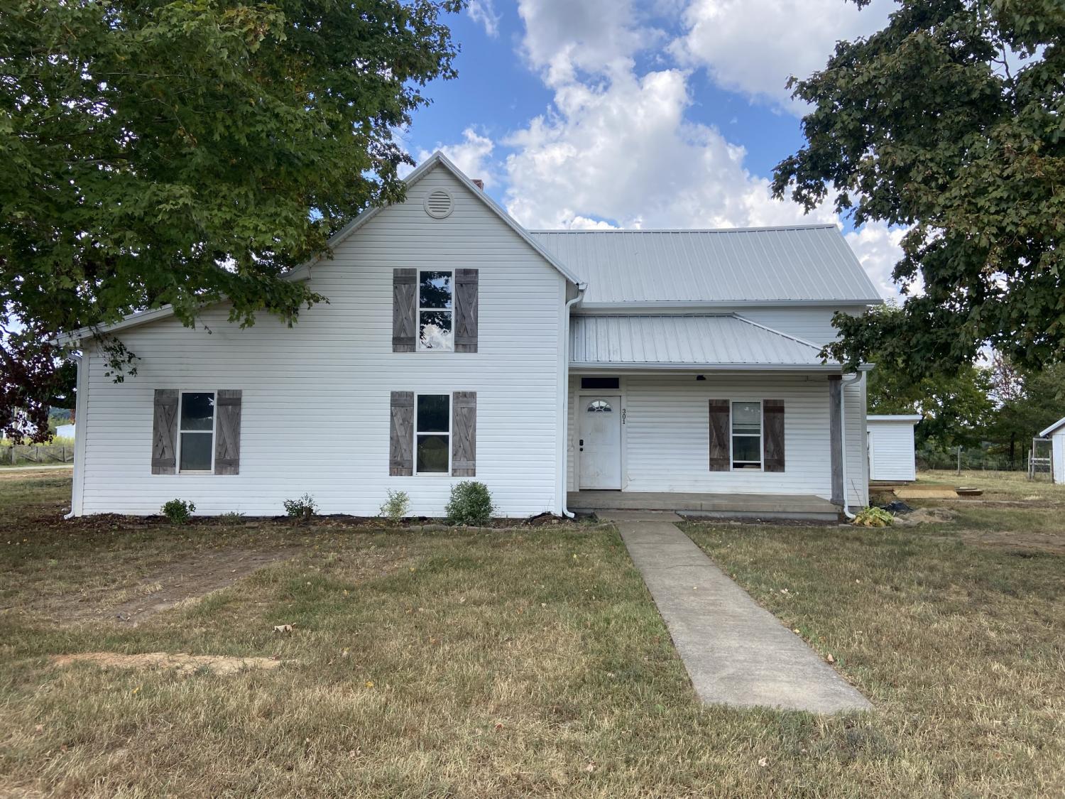 301-Bob-Perry-Rd For Sale