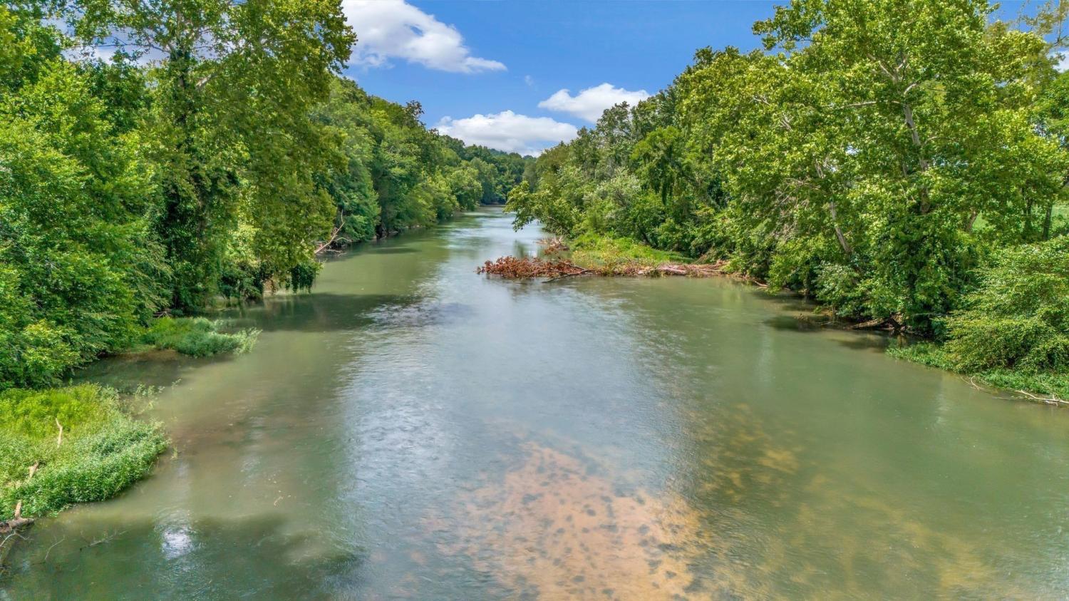 1076-Hwy-13-North For Sale