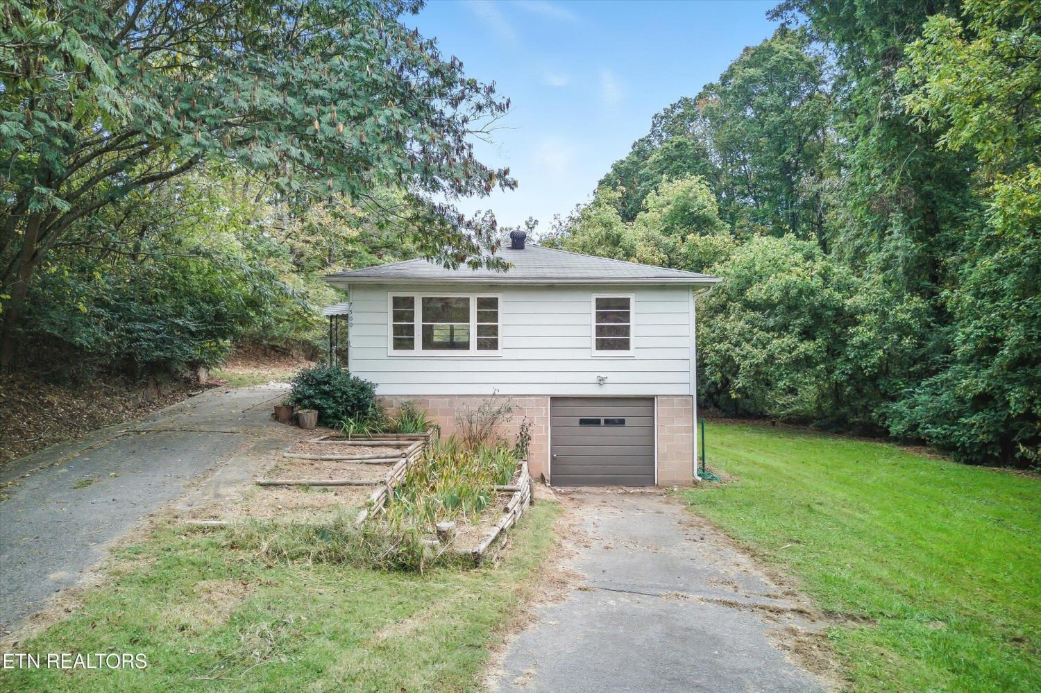 7500-Dodson-Rd For Sale