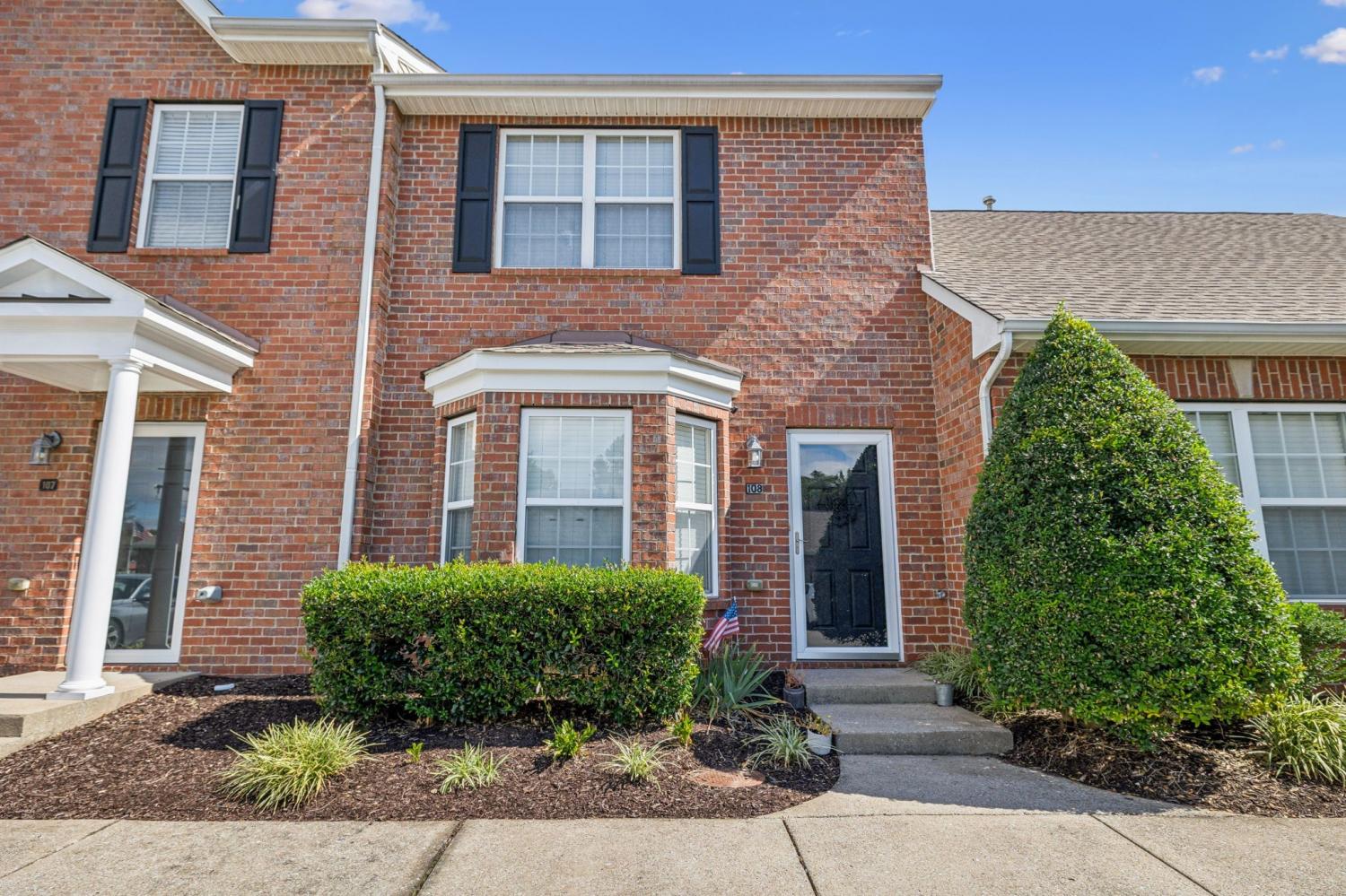 1040-Charlie-Daniels-Pkwy For Sale