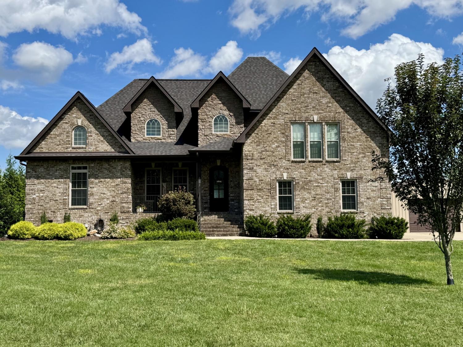 651-Bradford-Dr For Sale