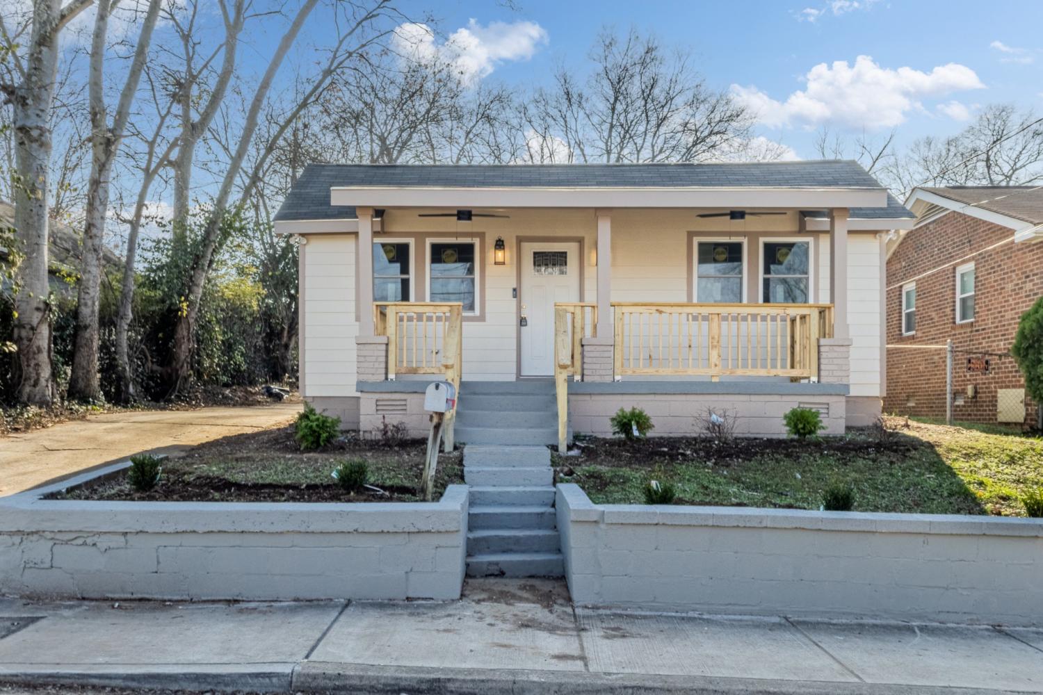 2725-Herman-St For Sale