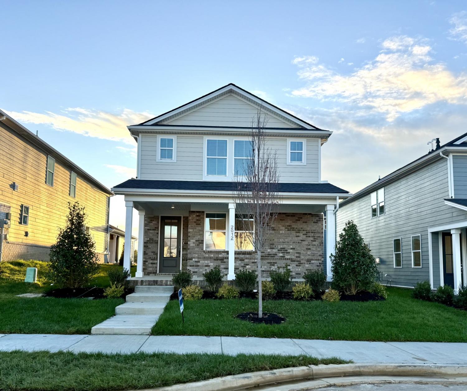 2012-Poplar-Farms-Dr For Sale