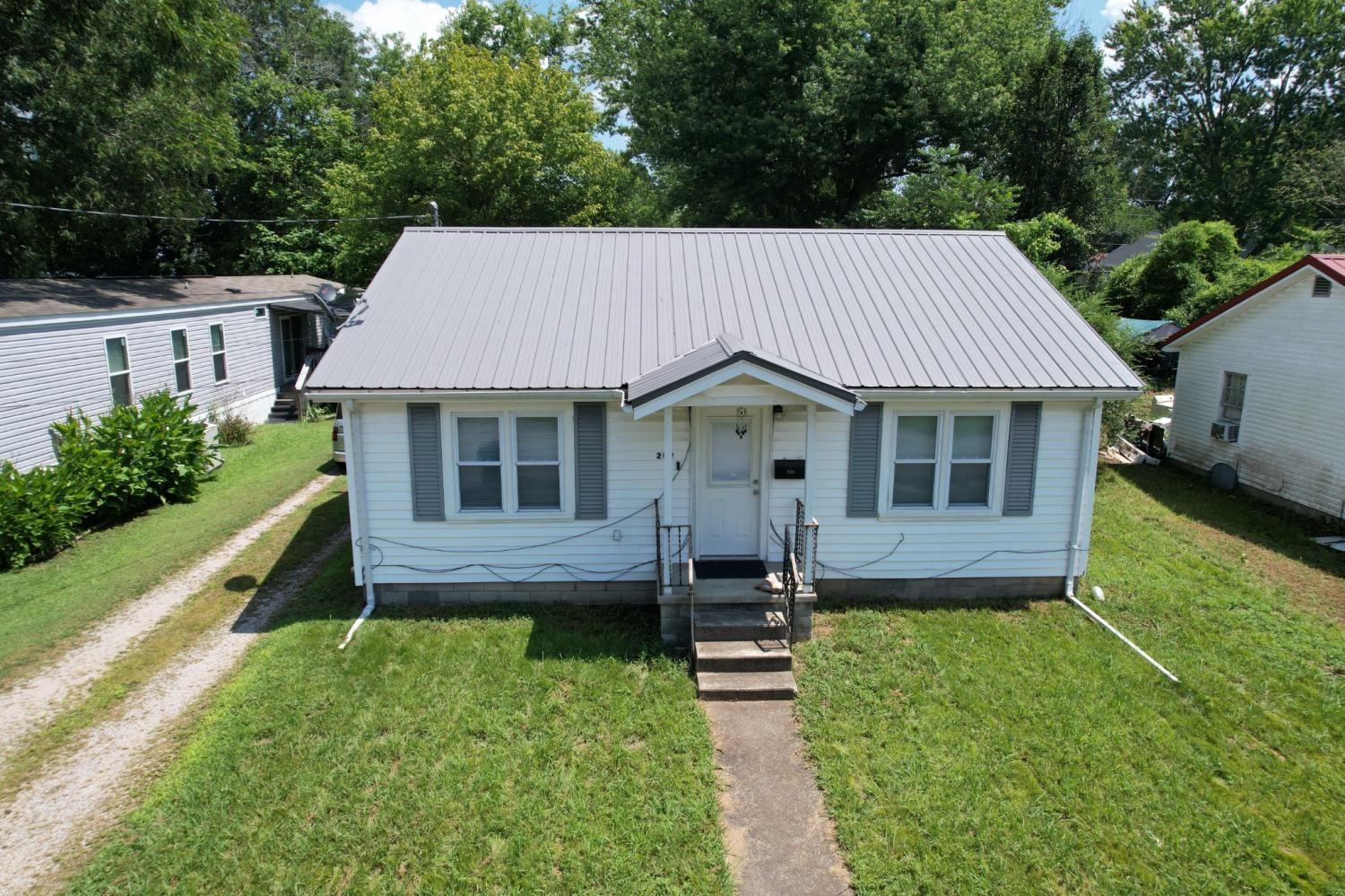 209-N-Pine-St For Sale