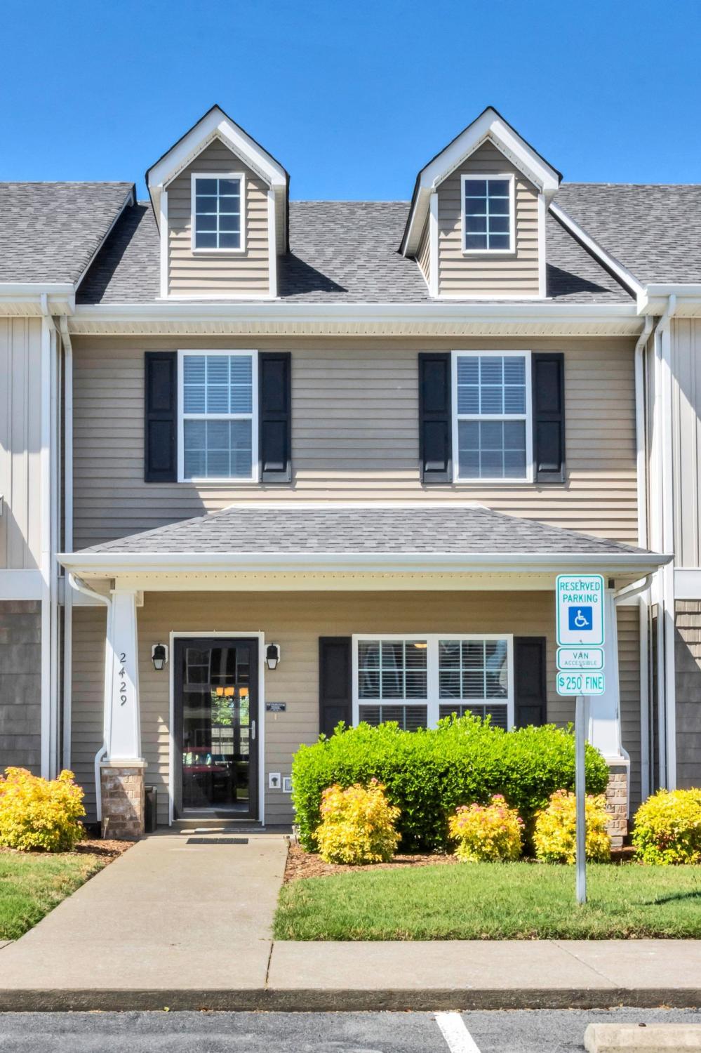 2429 New Holland Cir TN 37128 For Sale - 