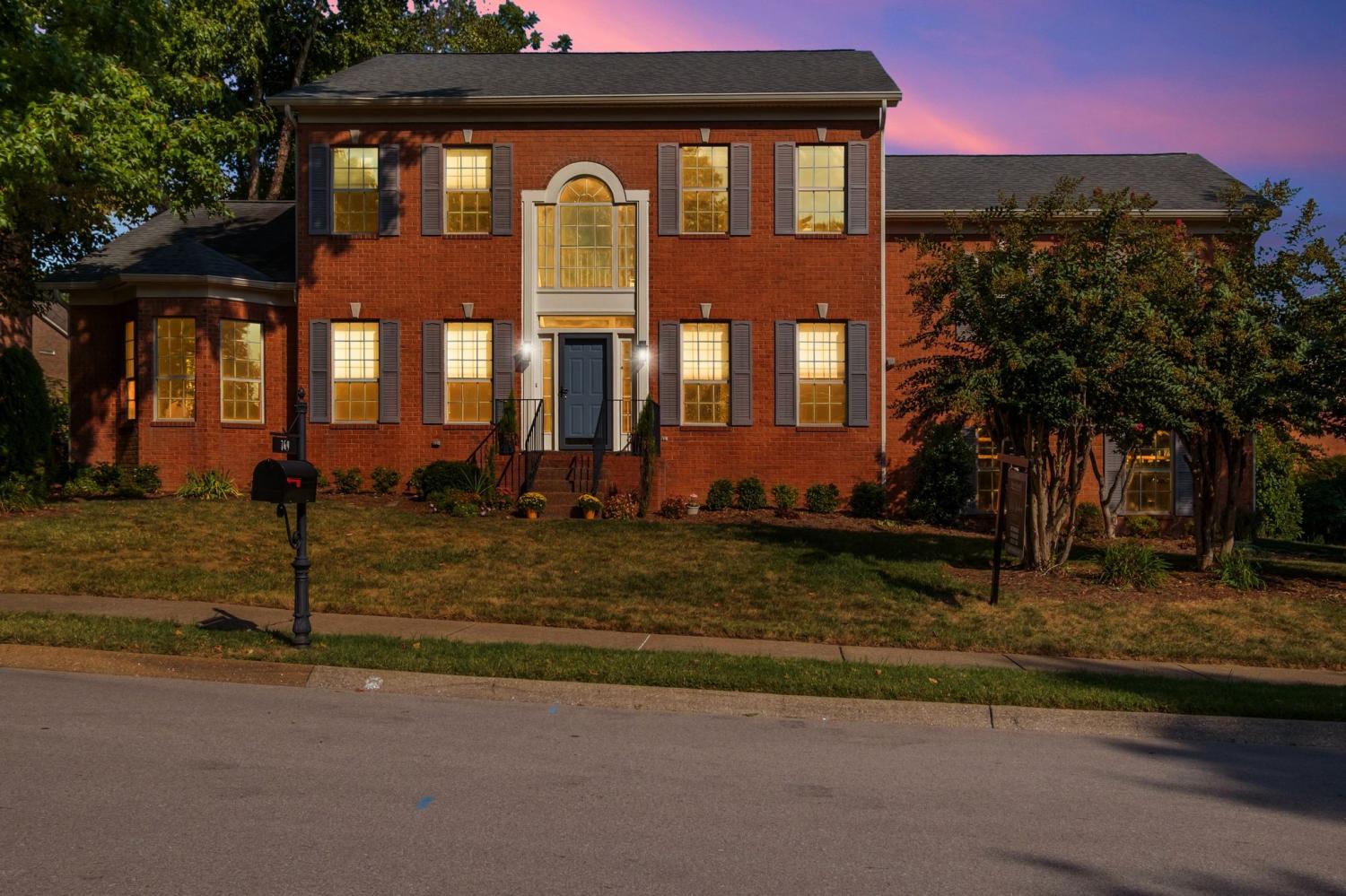 769-Glen-Oaks-Dr For Sale