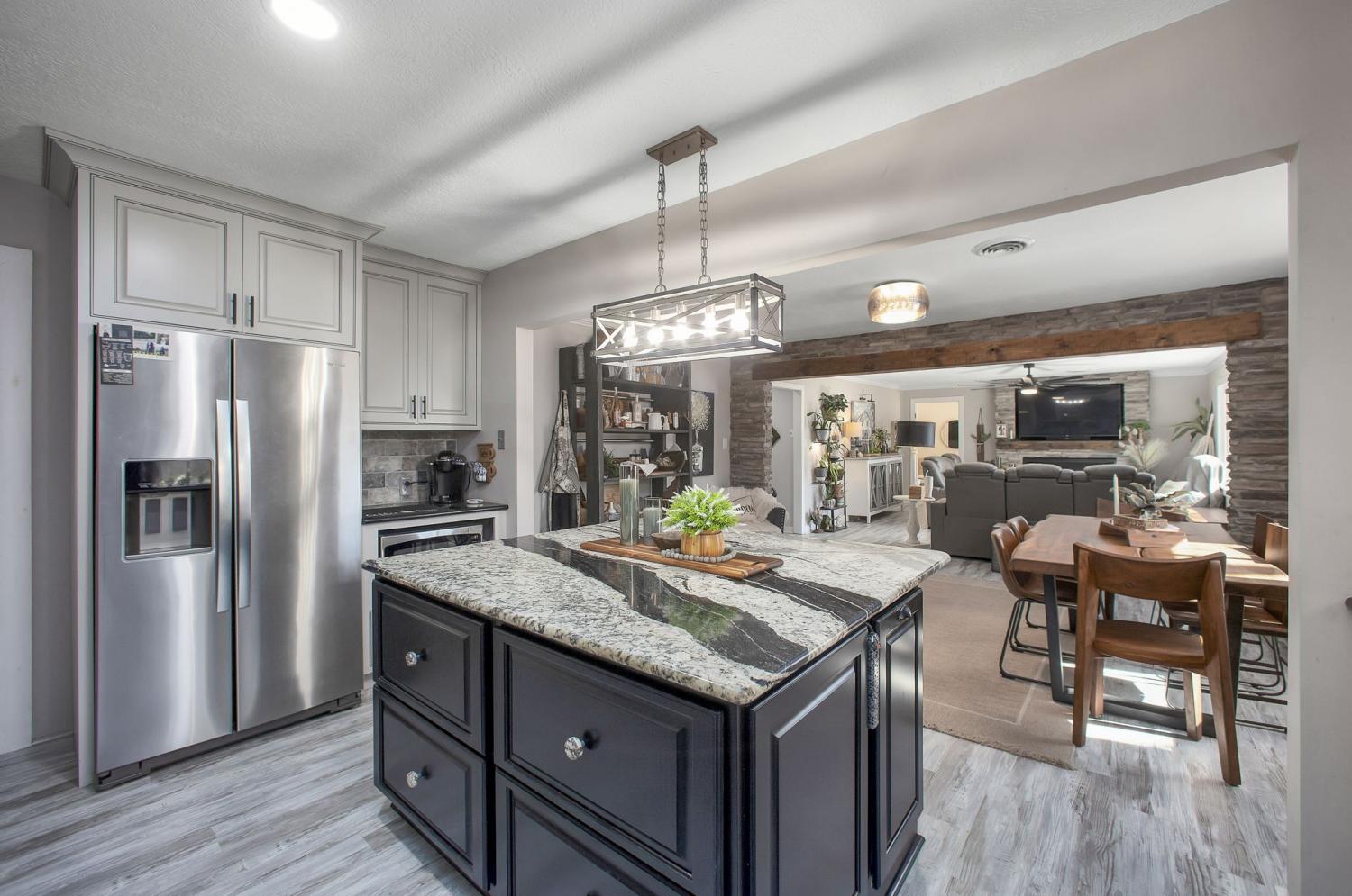 21495-Highway-79 For Sale