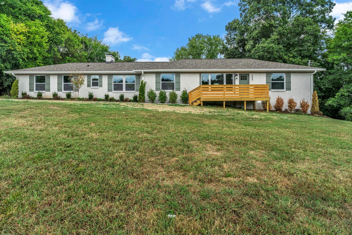 209-Liberty-Ln For Sale