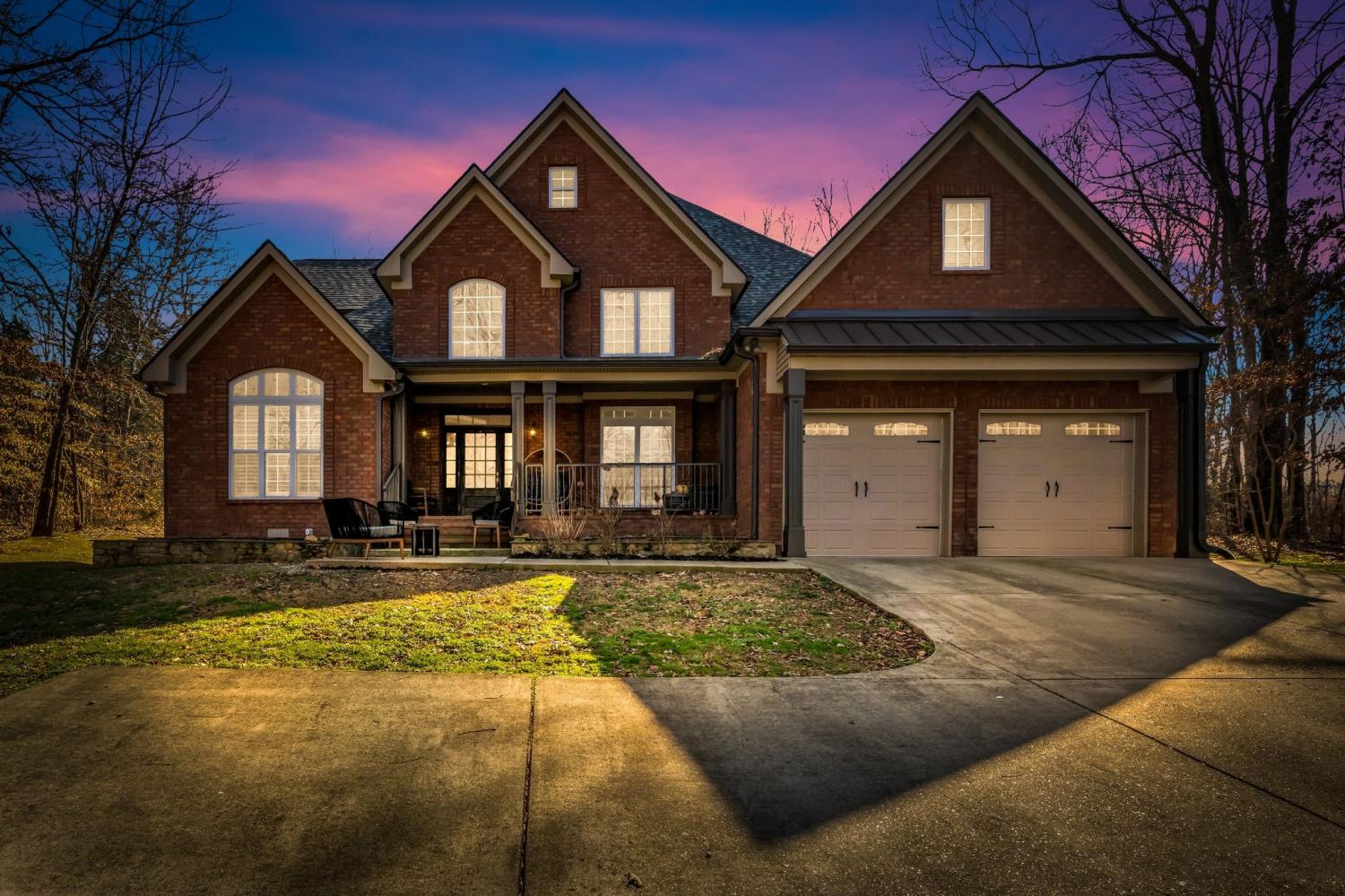 208-Scenic-Dr For Sale