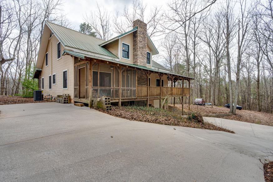 547-Hughes-Road--SE For Sale