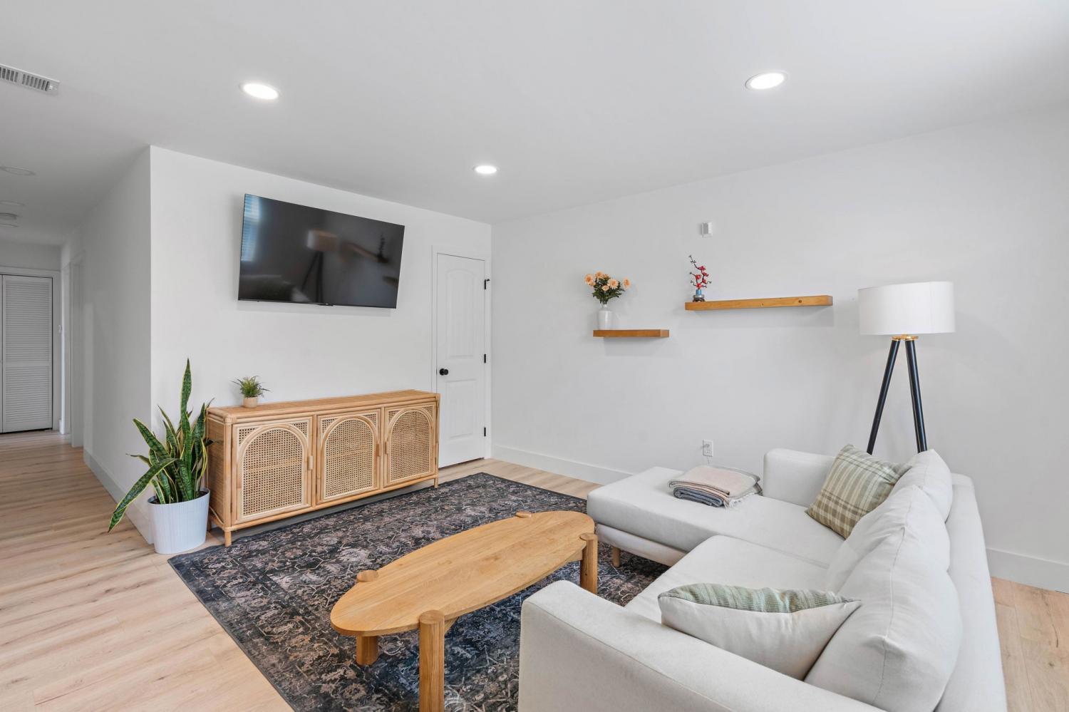 1056-Cheyenne-Blvd For Sale