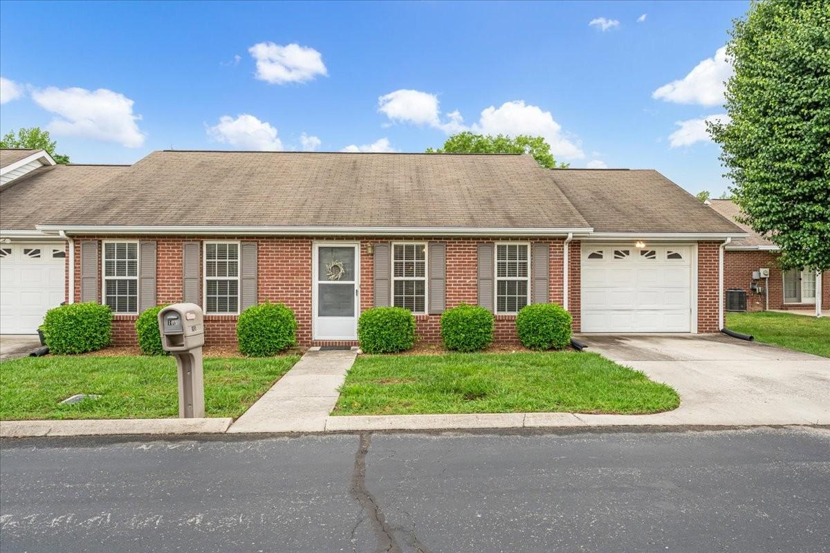 105-Middleton-Ct For Sale