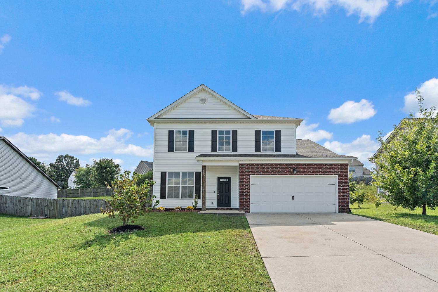 1803-Luke-Ct For Sale