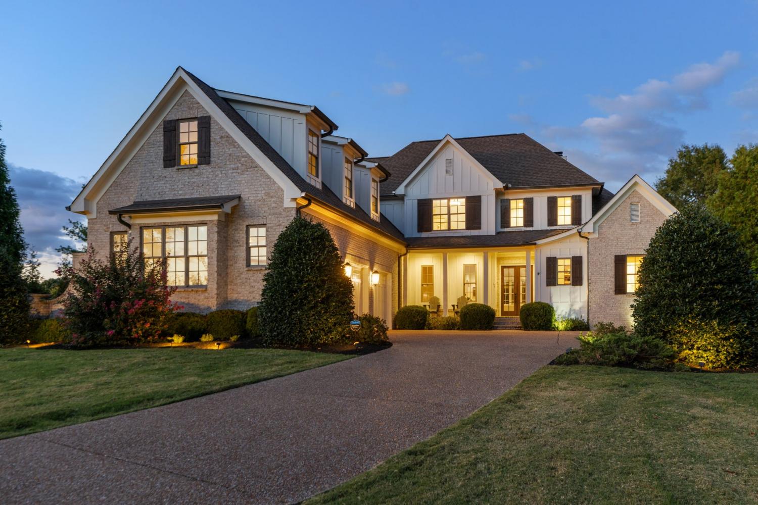 1000-Chapel-Lake-Cir For Sale