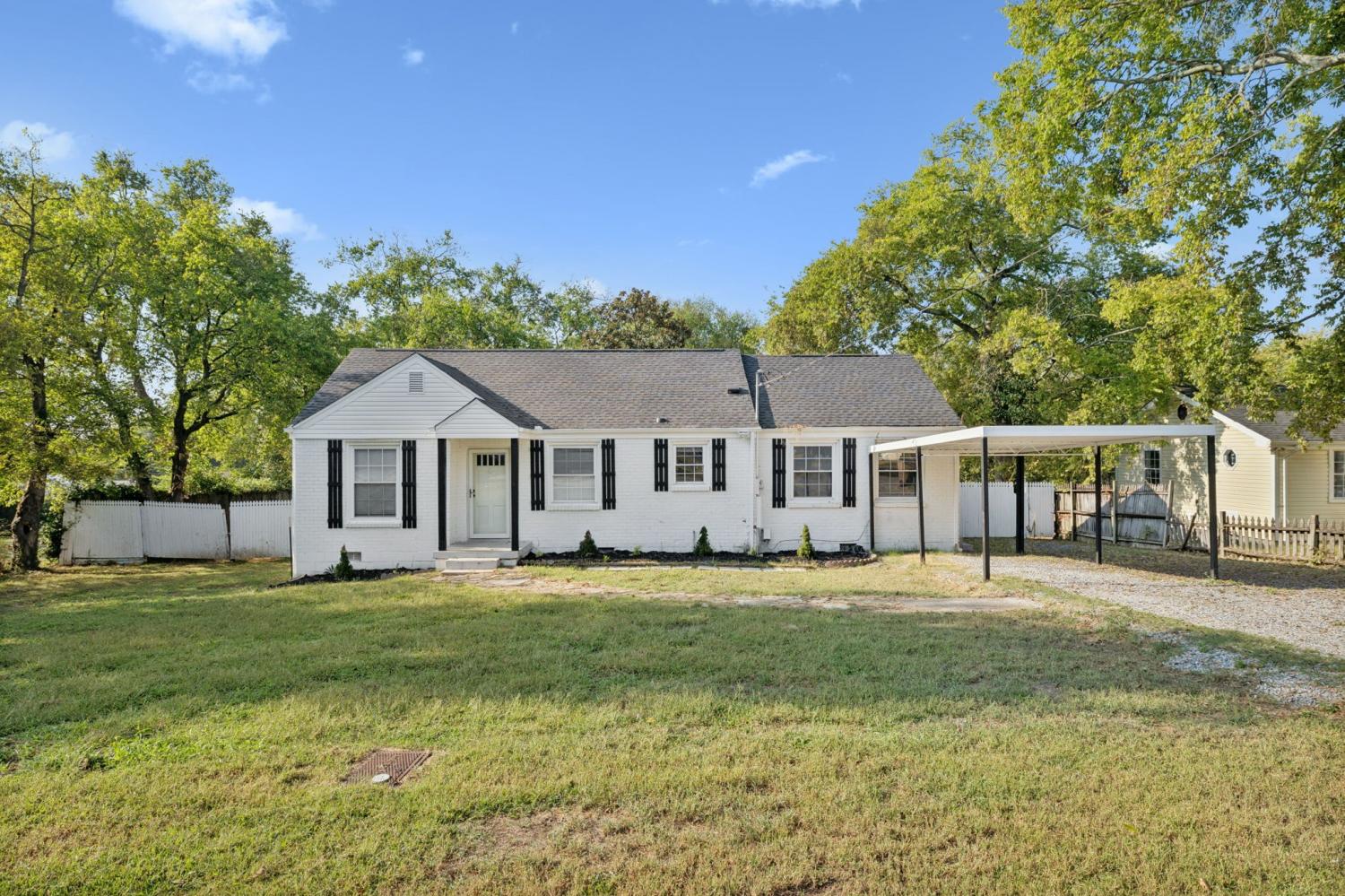 606-Blackstone-Ave For Sale
