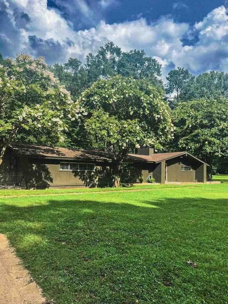 2578-ELMORE-PARK-RD For Sale