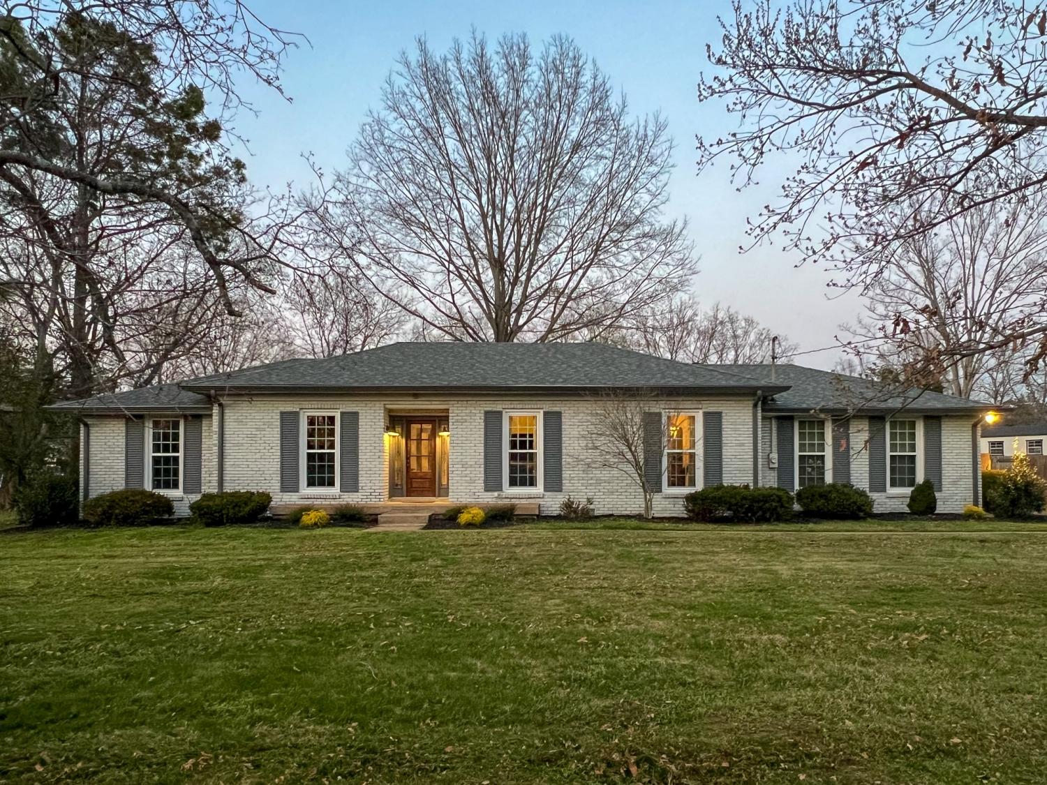 1004-Chapel-Ct For Sale