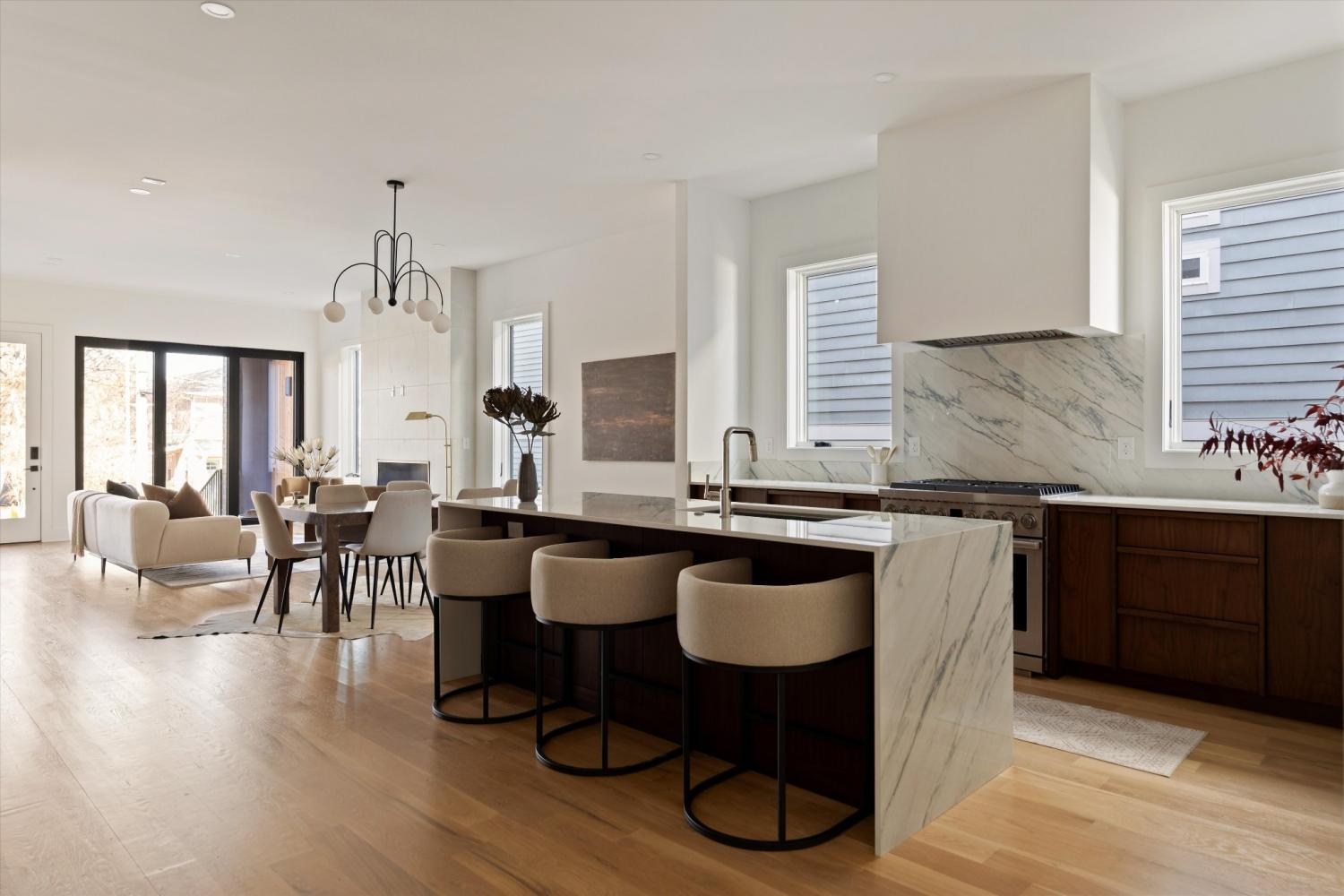 547A-Moore-Ave For Sale